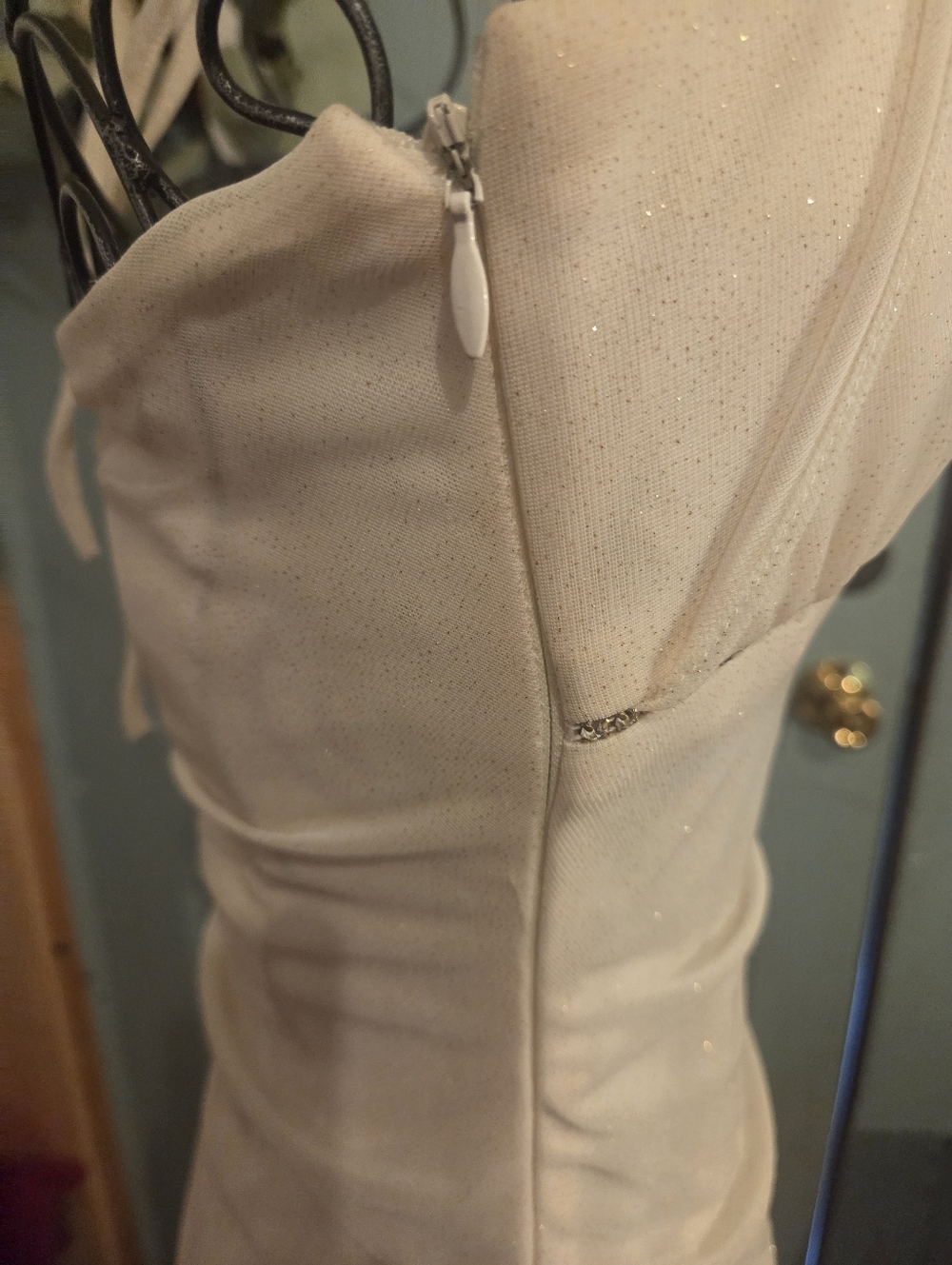 Chiffon Off-white Formal - Picture 8 of 10